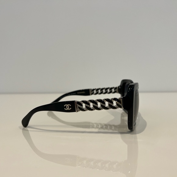 CHANEL INTERLOCKING CC BLACK AND SILVER GRADIENT SUNGLASSES NEW IN BOX! - Picture 7 of 17